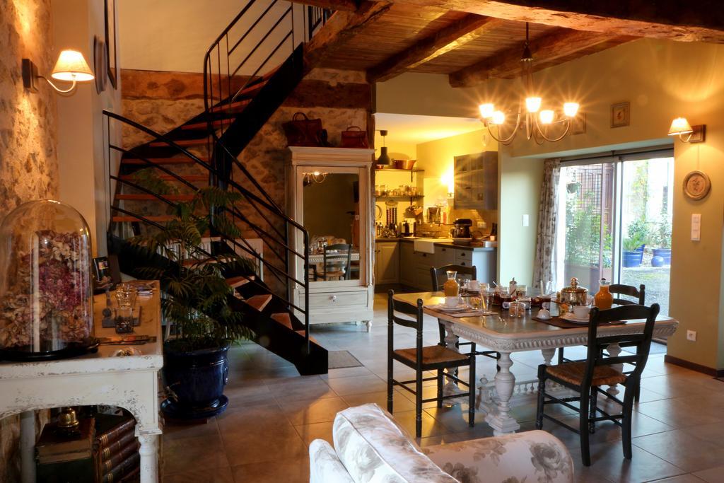 Chambres D'Hotes Du Presbytere La Bastide-l'Eveque 外观 照片