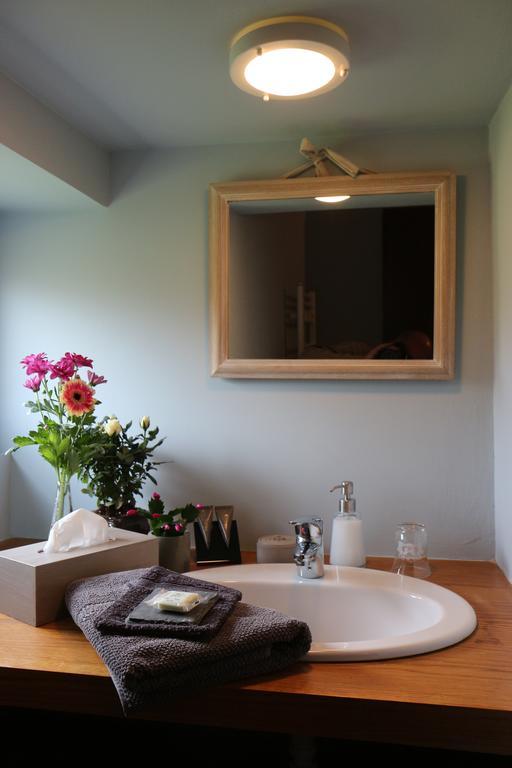 Chambres D'Hotes Du Presbytere La Bastide-l'Eveque 外观 照片